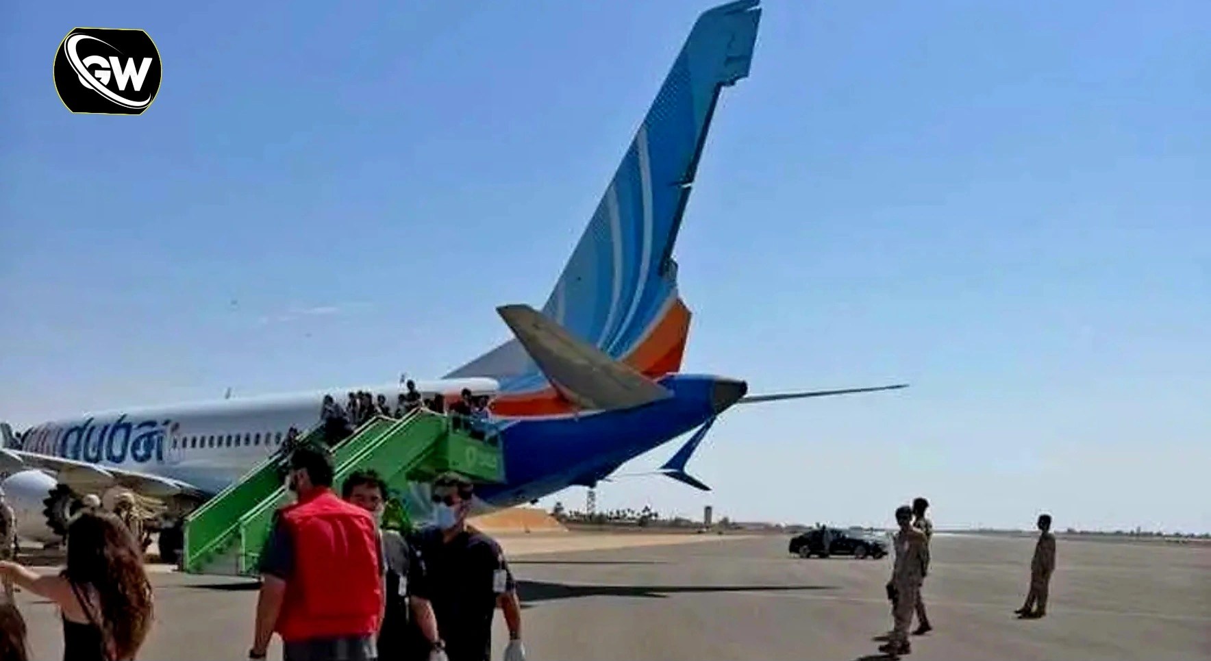 Smit Machchhar Pilot Hailed as Hero After Flydubai Attack as Passengers Return to Israel