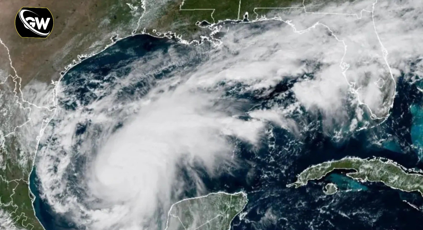 Hurricane Isaias Leaves Thousands Without Power as Evacuations Sweep Gulf Coast