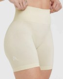 Oneractive Büzgülü Şort