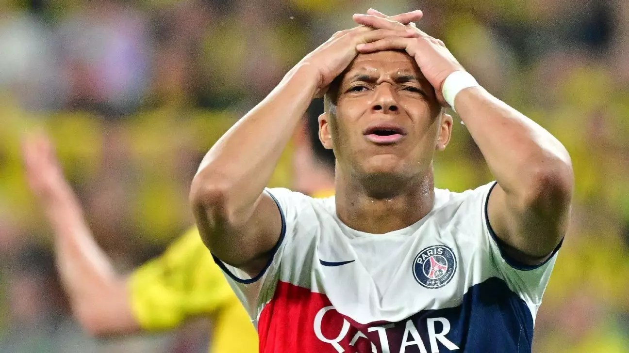 Paris Saint-Germain Manager Urges Kylian Mbappé to Defend