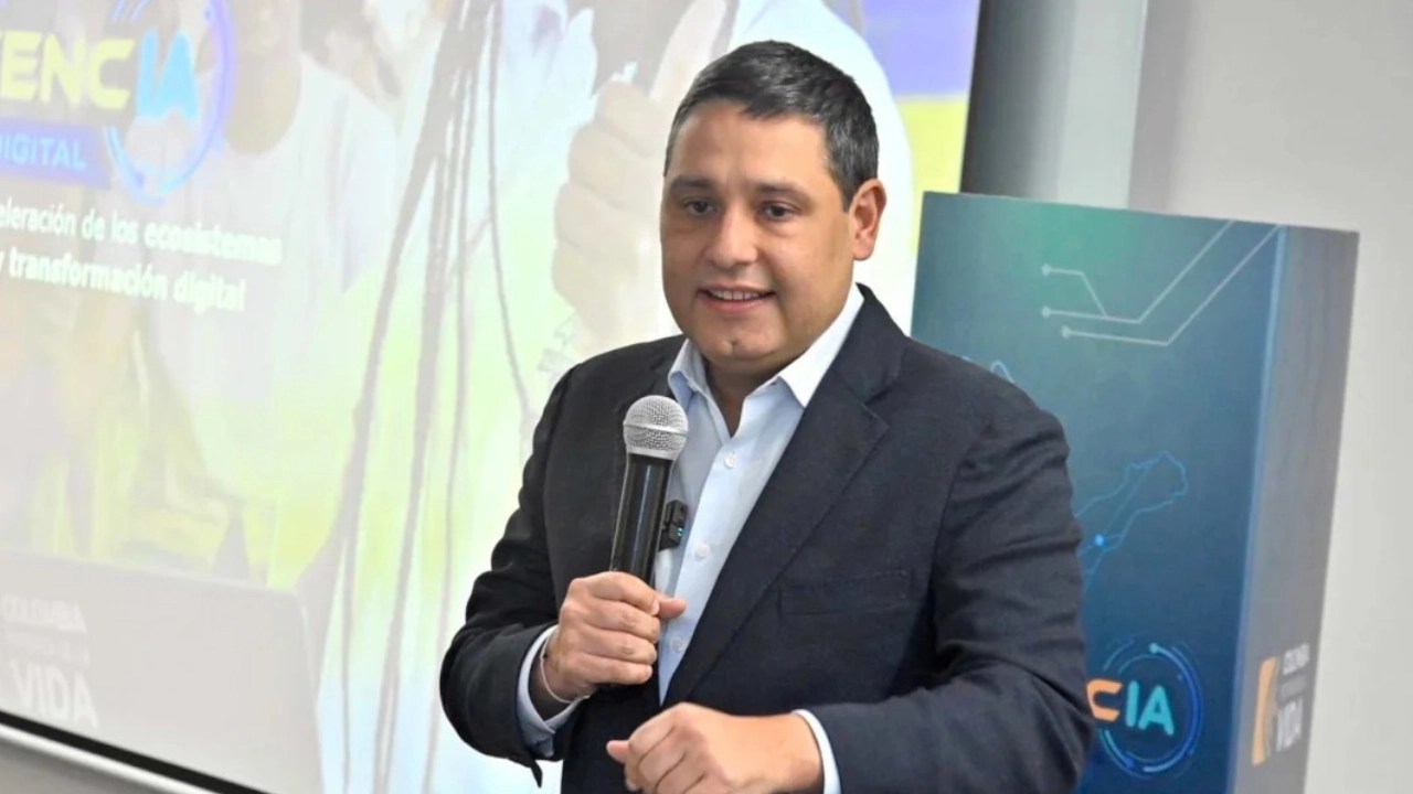 “En el Senado solo se va a hablar y criticar”: Mauricio Lizcano cuestiona la capacidad de sus rivales