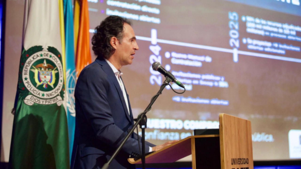 “Nunca más alguien se va a robar a Medellín”: Fico Gutiérrez arremete contra la corrupción