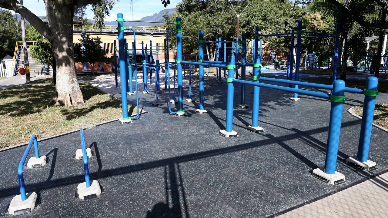 Medellín avanza con la recuperación de más de 50 gimnasios al aire libre