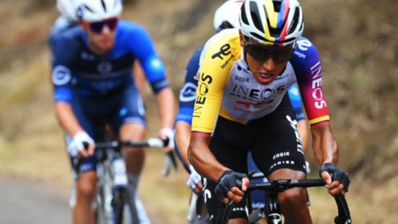 ¡Victoria colombiana! Egan Bernal resurge y gana la etapa 16 de la Vuelta a España