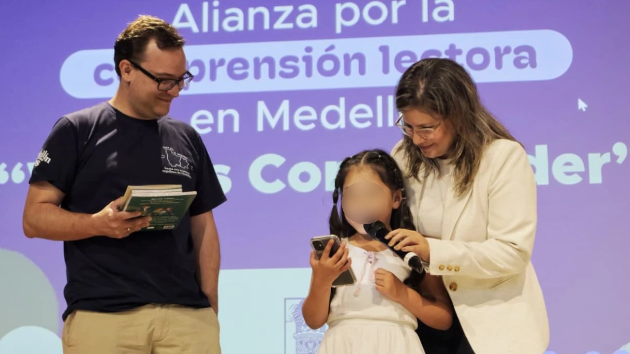 Medellín avanza hacia una educación transformadora a través de la lectura