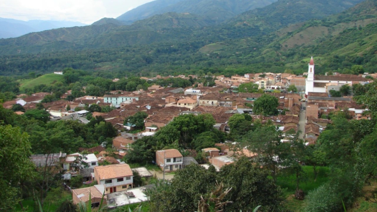 Policía no ha podido desalojar invasores de un predio en Sopetrán por ausencia de propietario