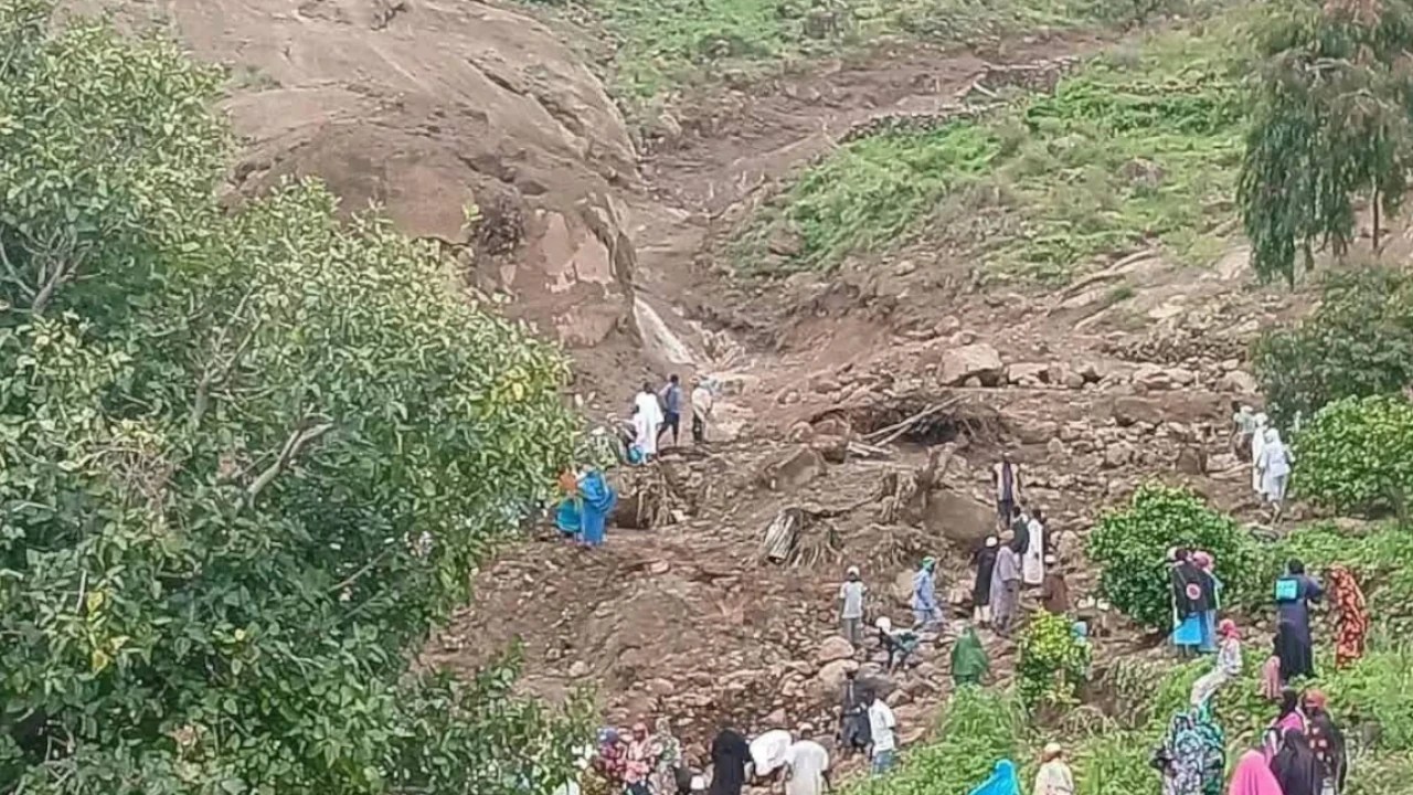 ¡Arrasó con toda una aldea! Deslizamiento de tierra en Sudán deja al menos 1.000 muertos