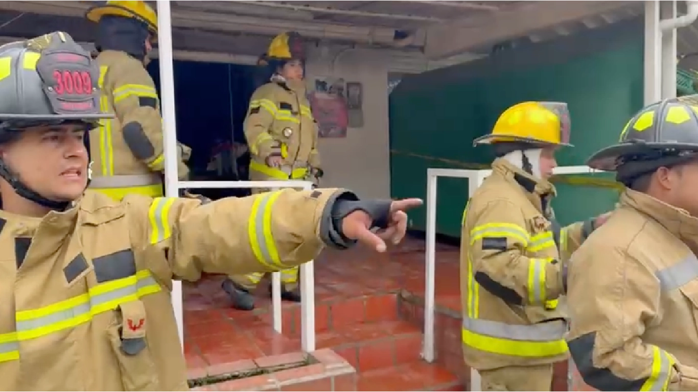 Incendio estructural en local de mascotas en Rionegro solo dejó daños materiales