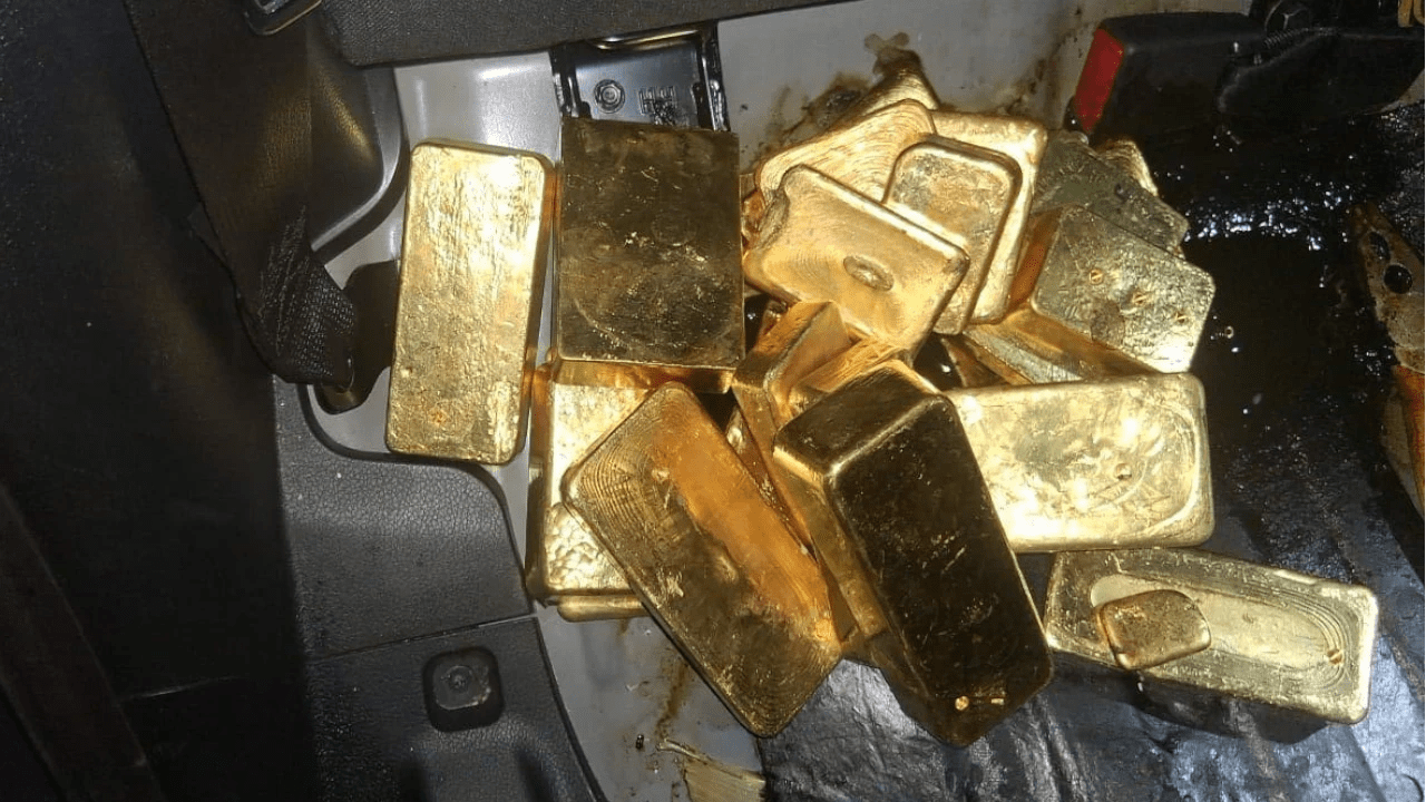 Así camuflaban el oro: Ejército halla 42 kilos ocultos en el tanque de gasolina