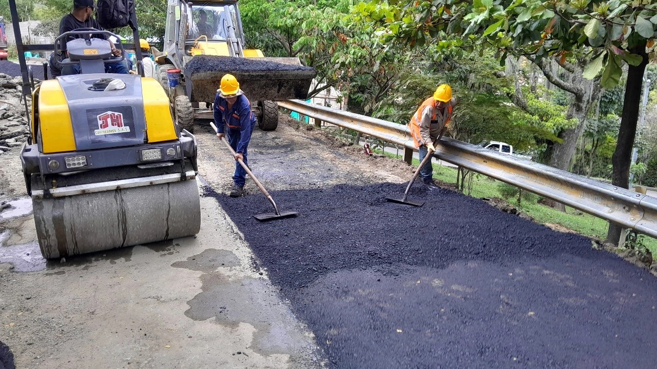 Más vías, menos trancones: Bello pisa el acelerador en su plan de recuperación vial con más de 1.000 metros intervenidos