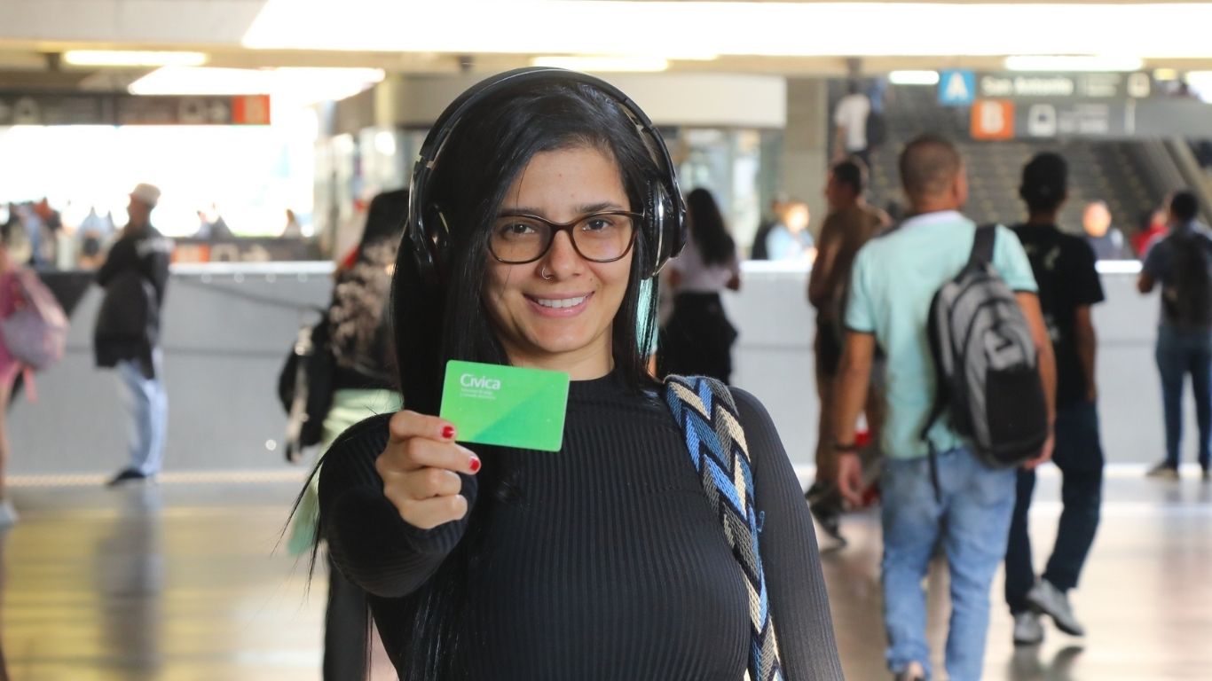 ¿Los dejaba perder? ¡Aproveche! Ahora con Puntos Colombia podrá recargar la Cívica del Metro