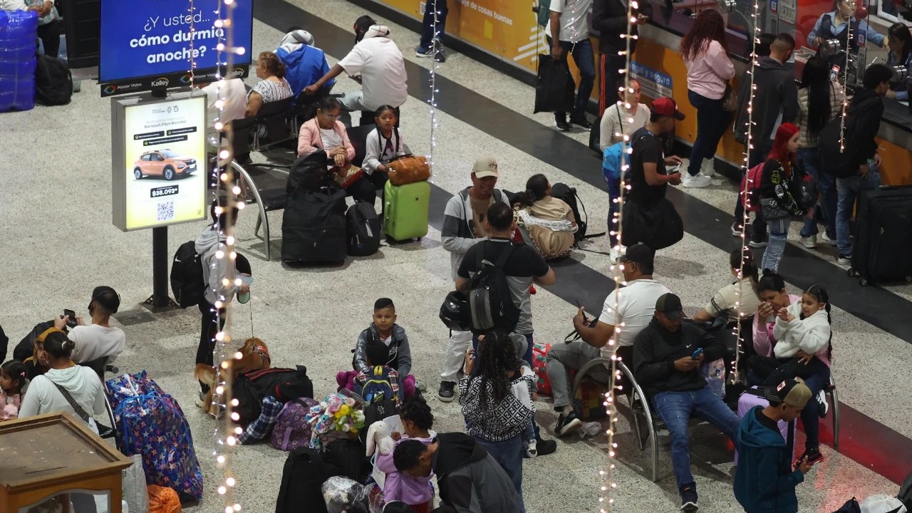 Terminales de Medellín proyectan movilización de 159.000 viajeros en Navidad