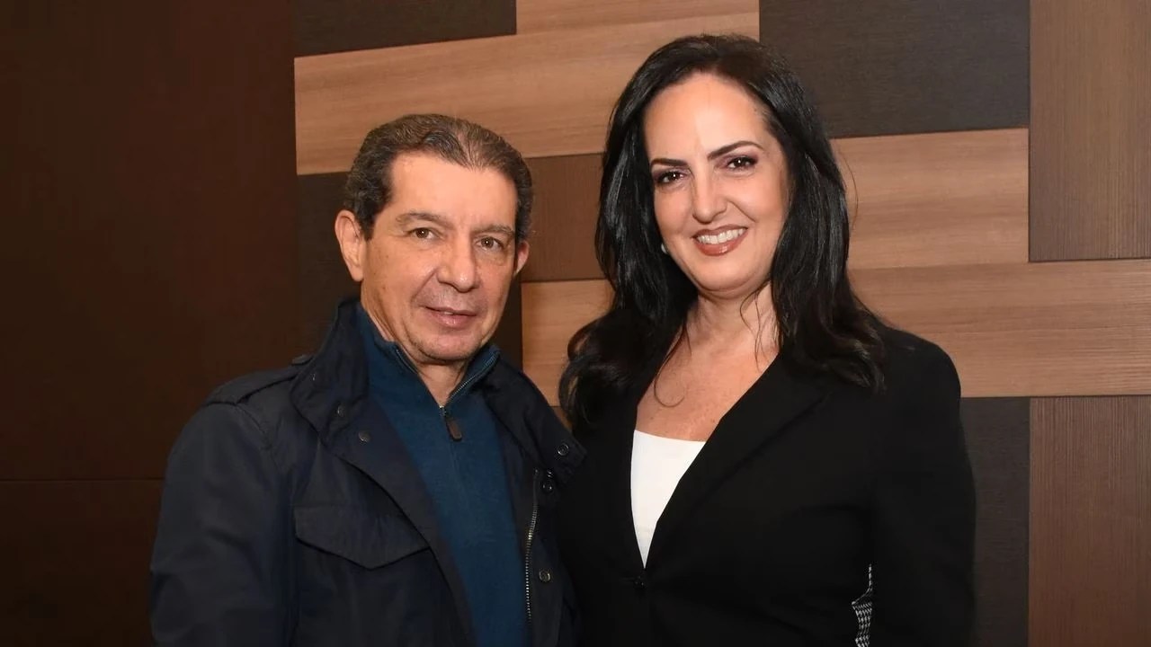 Crisis en el uribismo: María Fernanda Cabal y su esposo se van del Centro Democratico