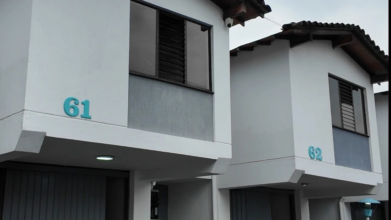 Recuperan motel en La Estrella usado para delitos y productos ilegales por el Tren de Aragua