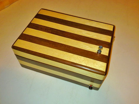 Buzzle: A Morse Code Puzzle Box | Hackaday
