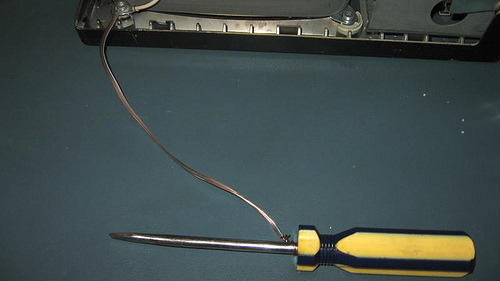 Grounded screwdriver