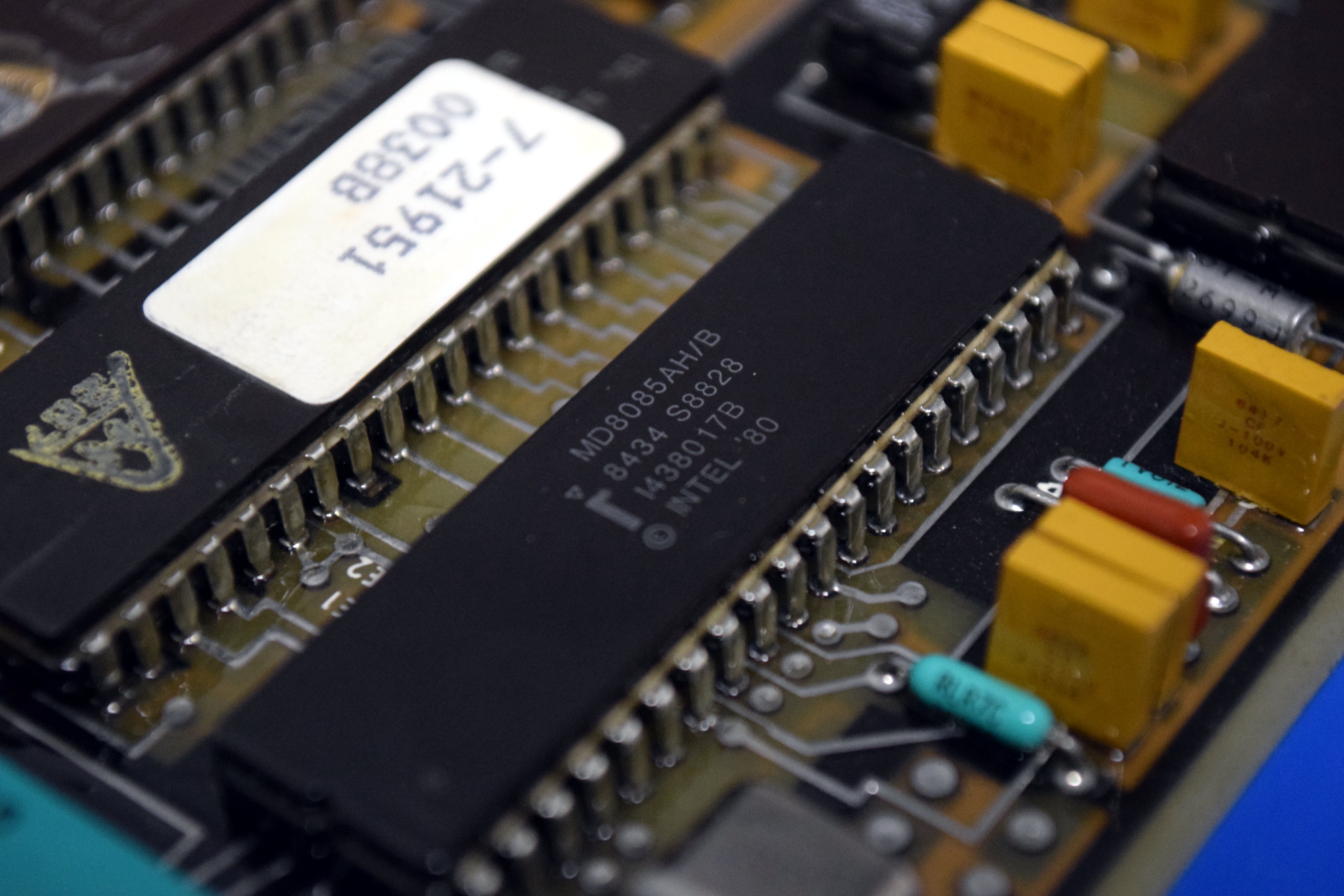 ばあばページ AH-64アパッチ（世界の名機シリーズ） - イカロス出版 イカロス出版の本