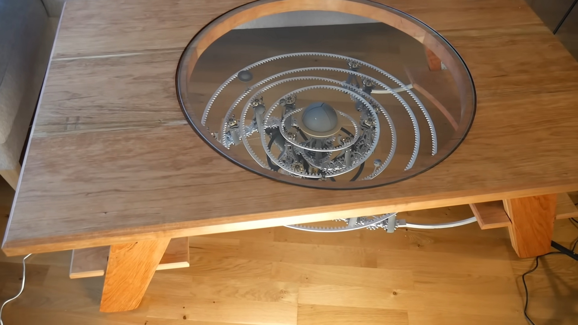 Exploding Star and Inclined Orbits: A Unique Orrery Coffee Table (2025)