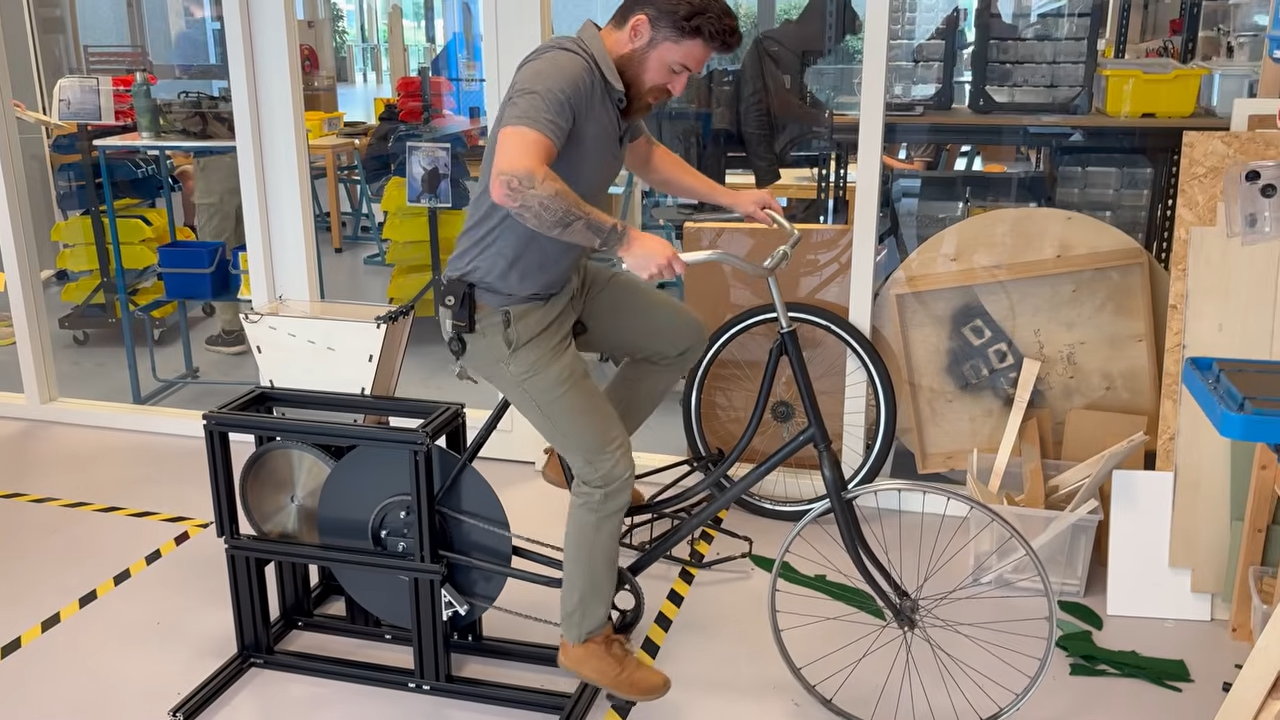 Bike-Powered Plastic Shredder: An Innovative Solution for 3D Printing Waste (2026)
