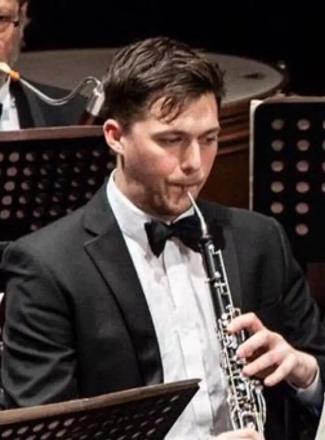 Man playing a cor anglais