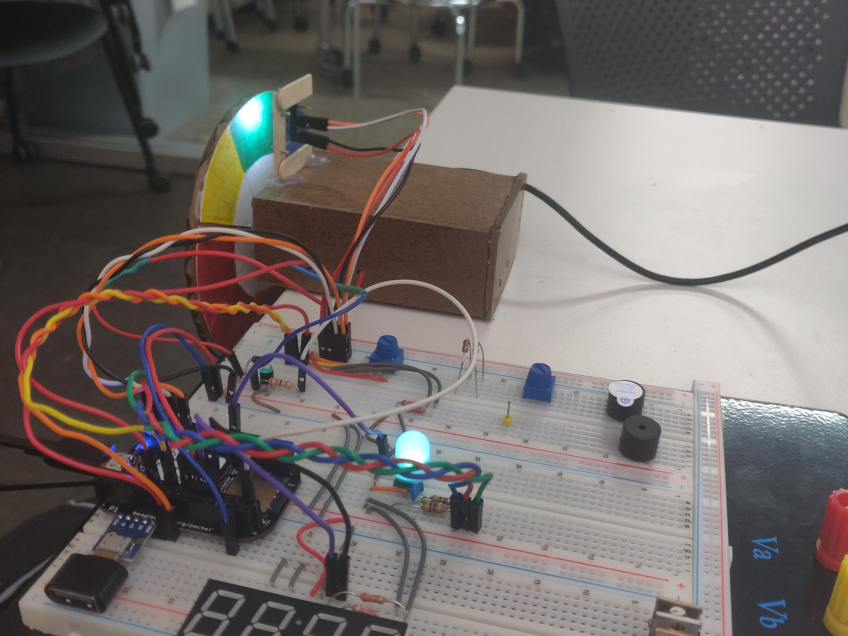 This Huge Audio Spectrum Visualizer Features 14 Bands Of Colorful Fun Hackster Io - Download Ultra HD Gradient Image | Full HD