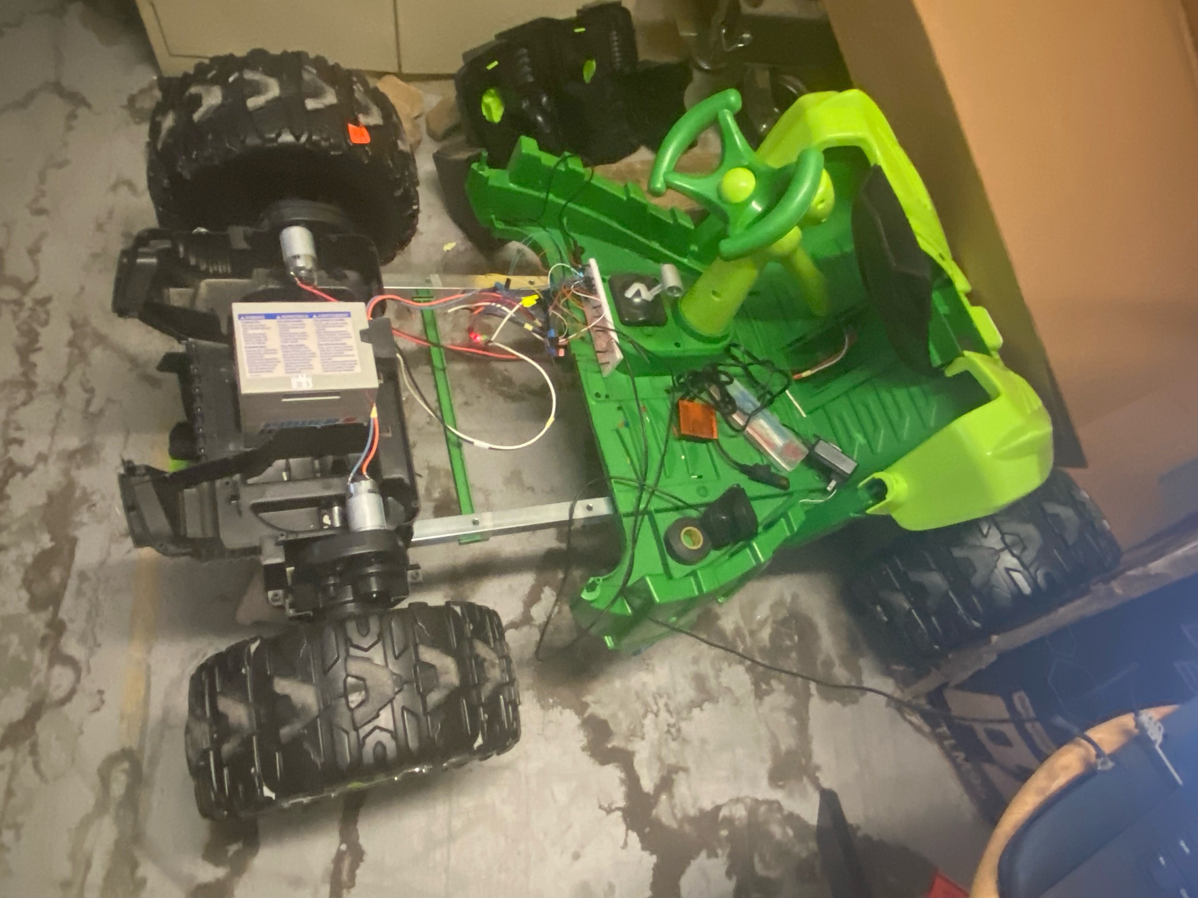 Build A Robot Car With Esp32 And Ps Controller Control Hackster Io - 8K Landscape Wallpapers for Desktop