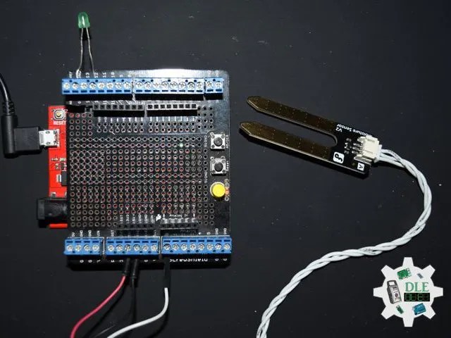 Project 29 Dfrobot Soil Moisture Sensor Mk28 Hackster Io - High Quality High Resolution Dark Photos | Free Download