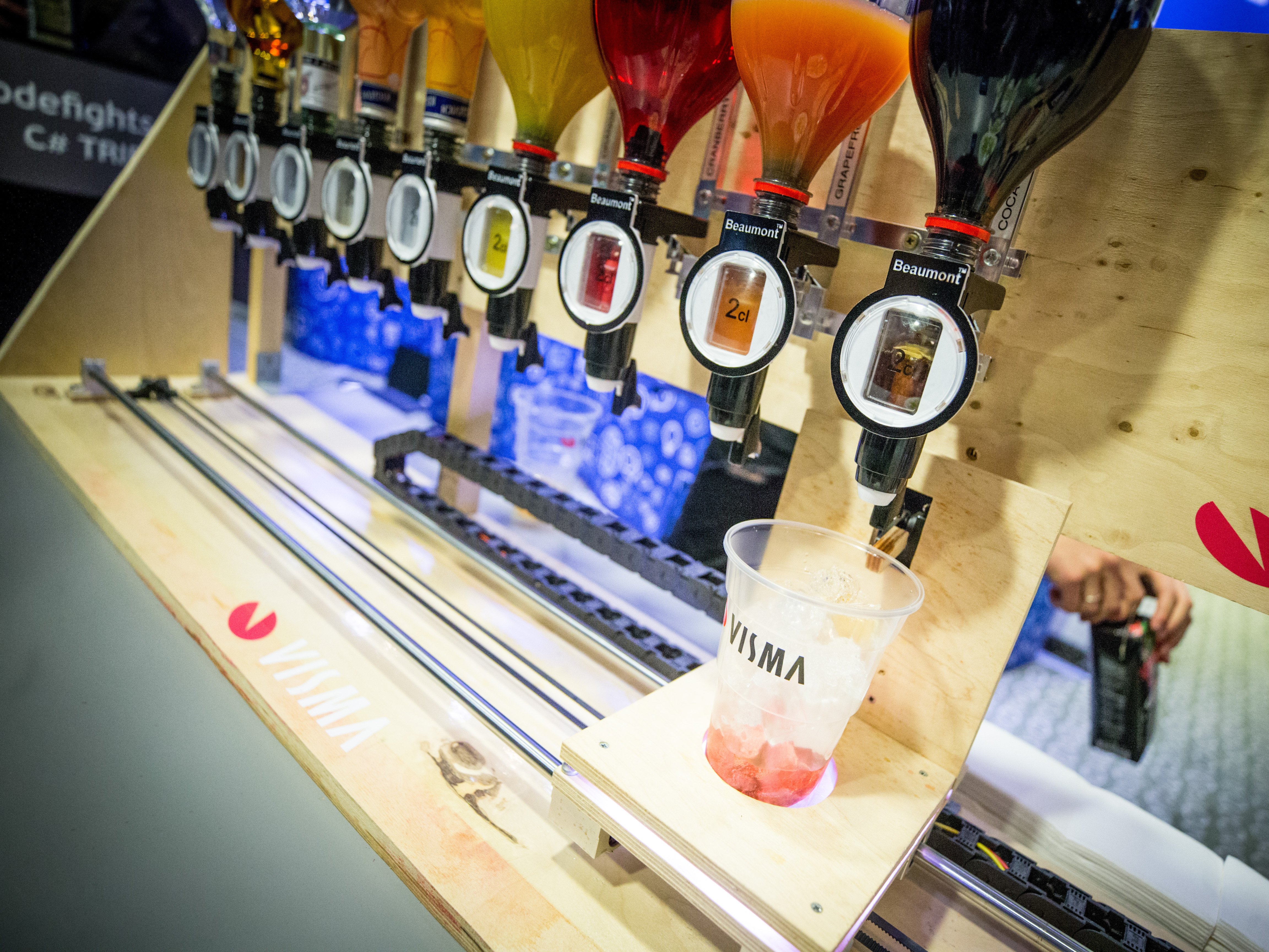 Barbot Hackster Io - Modern Dark Pattern - Retina