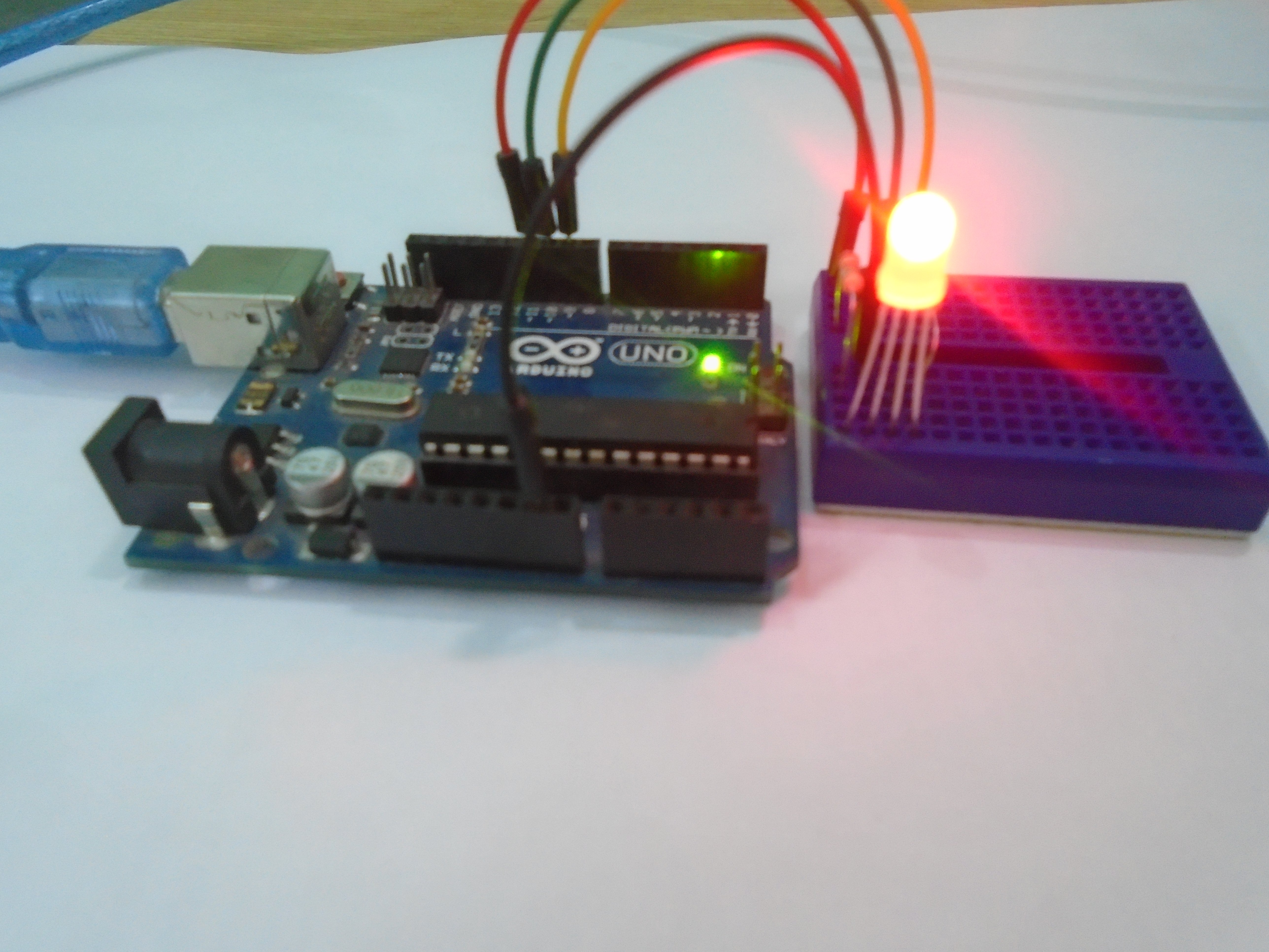 Rgb Led With Arduino Tutorial Makerguides Com - Vintage Backgrounds - Artistic Desktop Collection