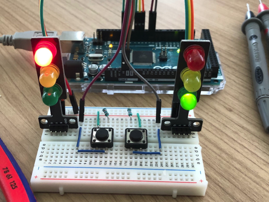 Traffic Lights Using Finite State Machine In C++ For Arduino - Arduino ...