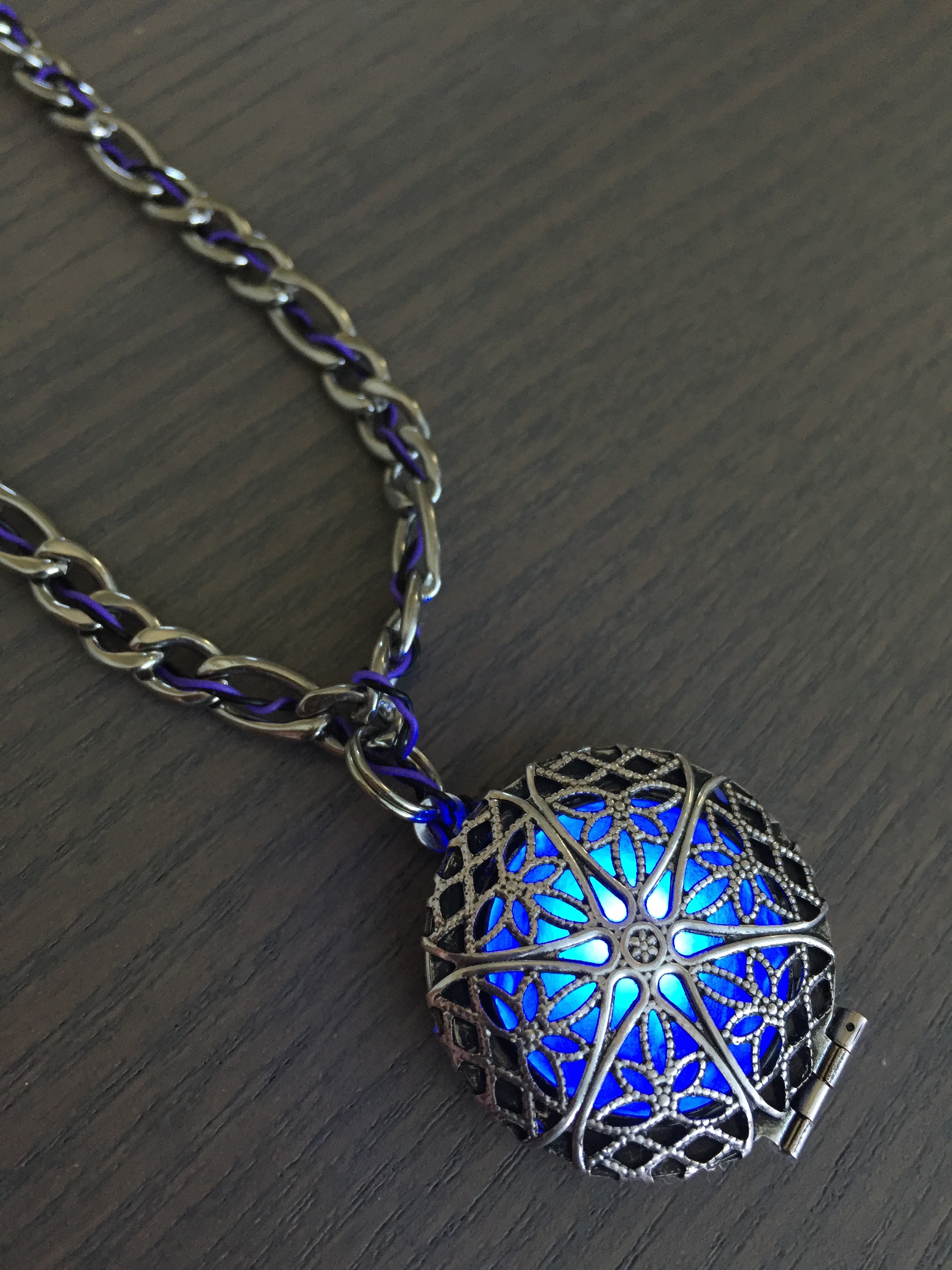 Temperature Necklace Hackster Io - Vintage Textures - High Quality 4K Collection