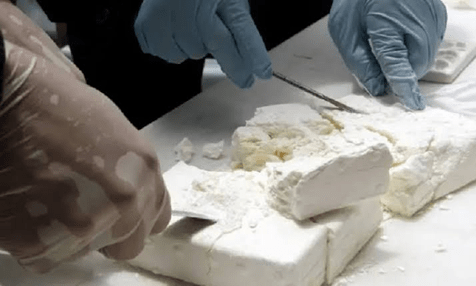 حجز أزيد من 400 كلغ من الكوكايين في عملية أمنية قبالة سواحل سينيس بالبرتغال حجز أزيد من 400 كلغ من الكوكايين في عملية أمنية قبالة سواحل سينيس بالبرتغال