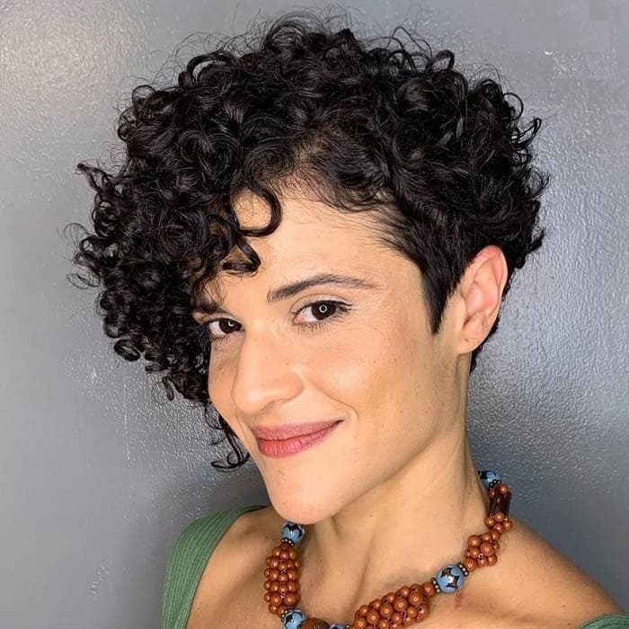 3b hair guide: how to style and care for 3b hair