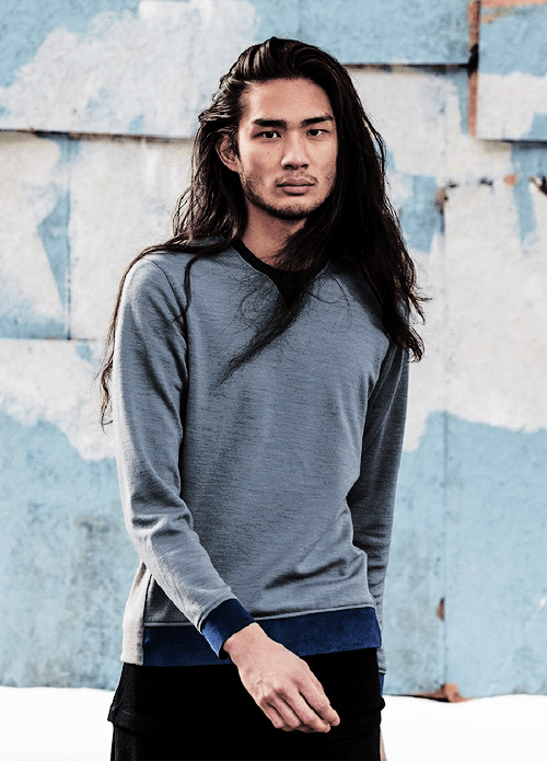 25 irresistibly long hairstyles for asian men