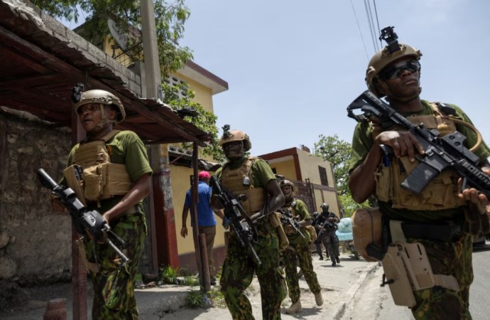 Les États-Unis et le Kenya plaident pour une mission internationale plus robuste contre les gangs