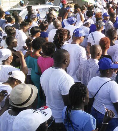 La marche silencieuse des laïcs catholiques transformée et les manifestants exigent la démission de Jovenel Moise