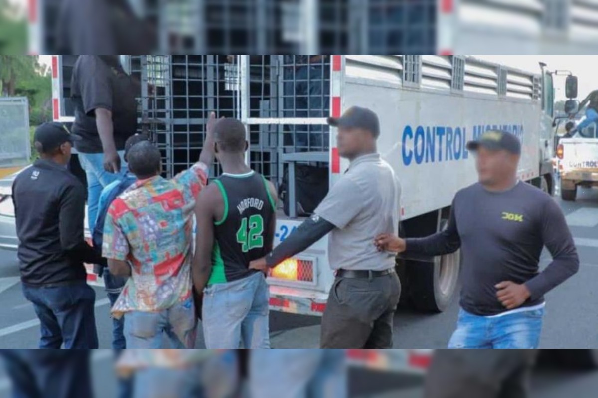Les Haïtiens continuent de quitter la République dominicaine…