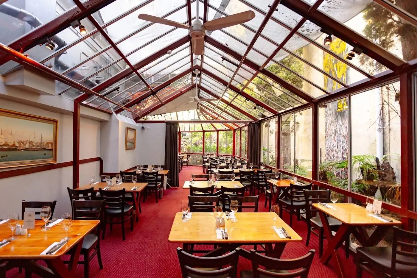 Ball & Chain Grill – Salamanca