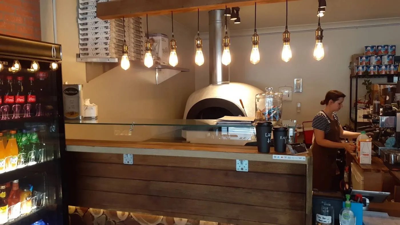 Ettamo Eatery
