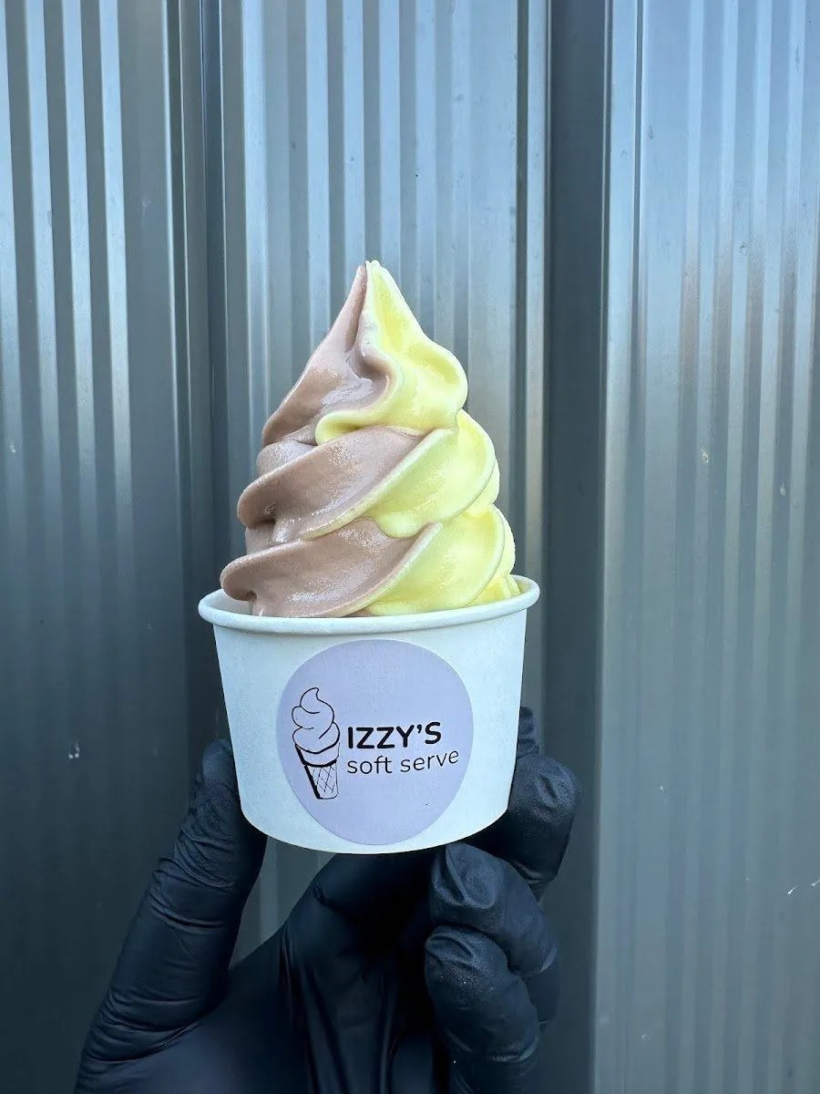Izzys Soft Serve