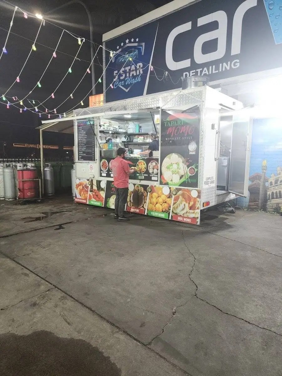Tapari Momo