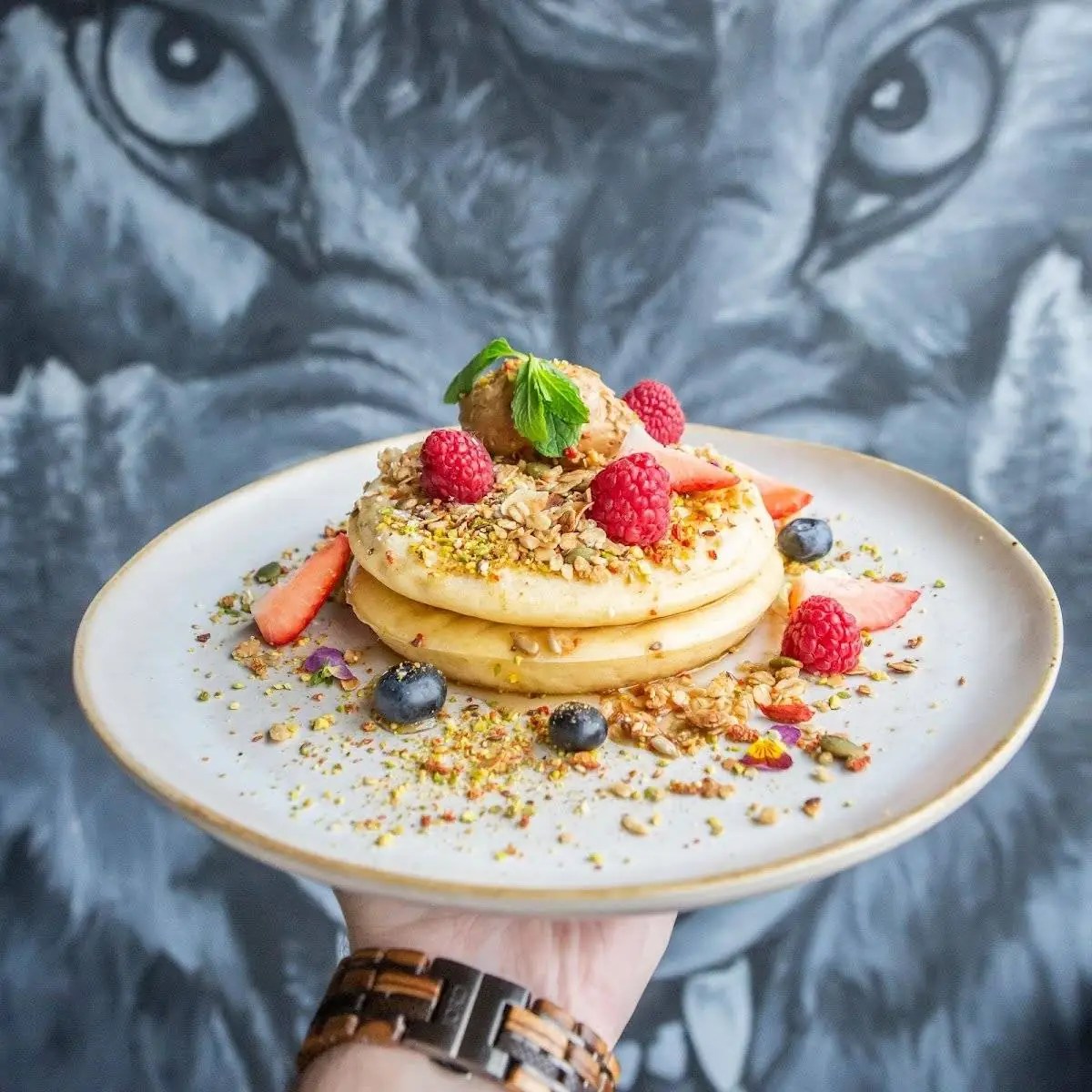 Wolf Cafe & Eatery