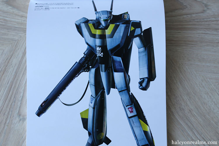 Valkyries ~Third Sortie~ : Tenjin Hidetaka Art Works Of Macross