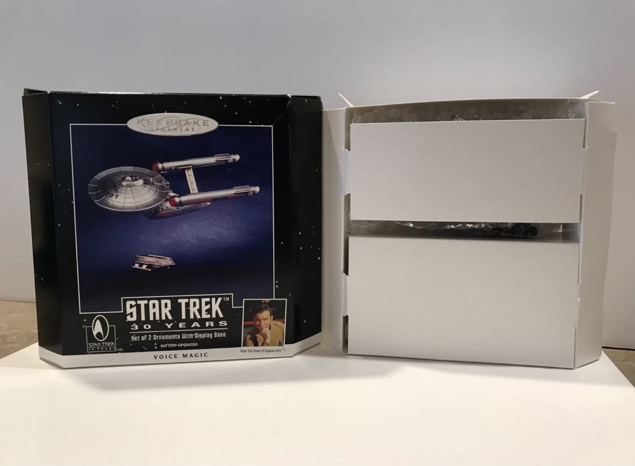 10) 1996 30 Year Anniversary Enterprise Set | Hallmark Star Trek 10) 1996 30 Year Anniversary Enterprise Set | Hallmark Star Trek