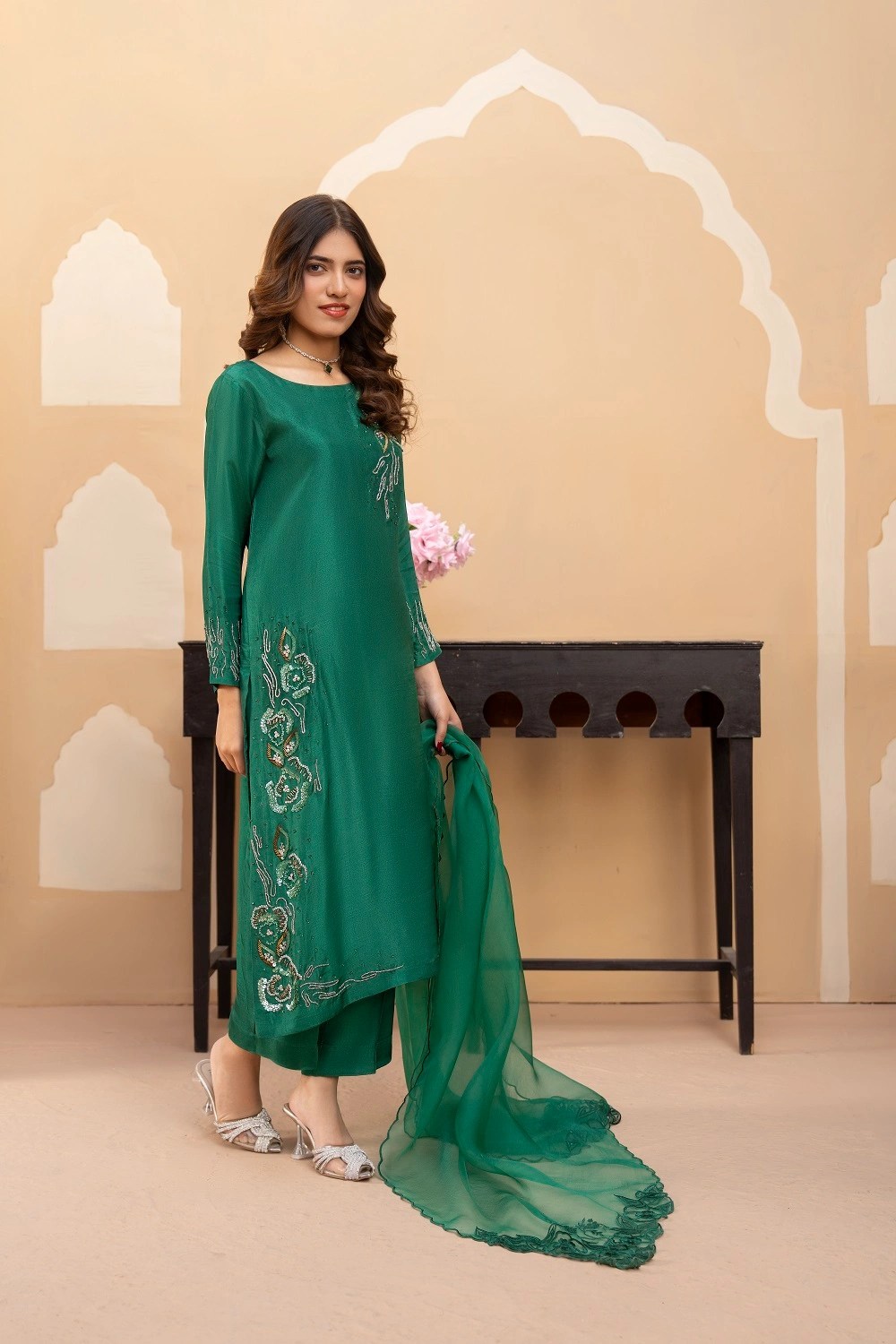 Tassel Silk Elegance