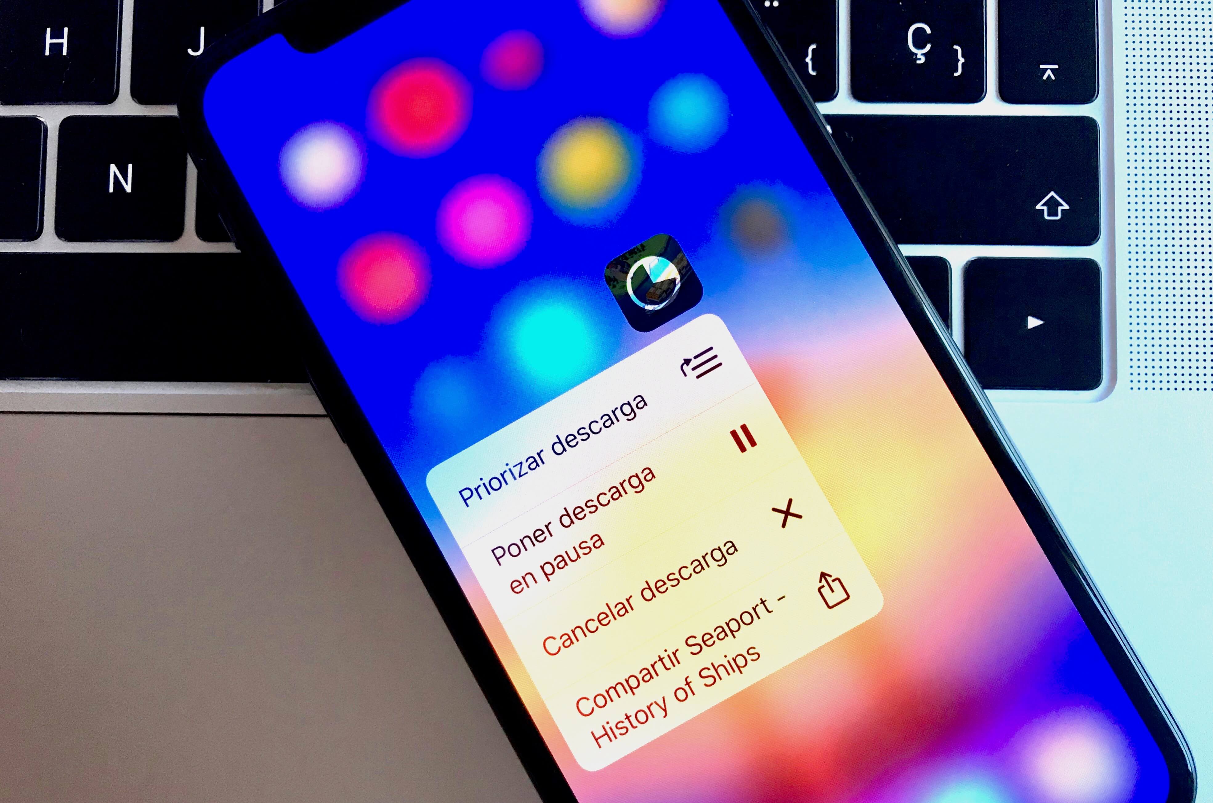 Cómo priorizar descargas o actualizaciones de apps