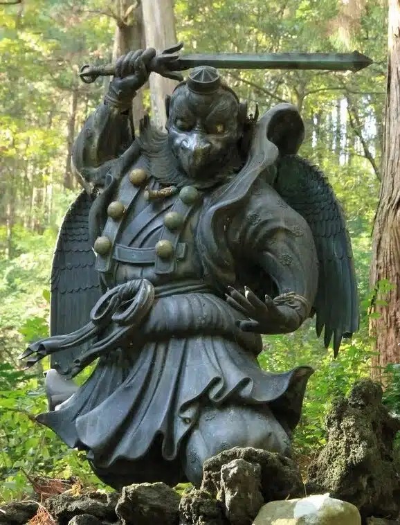 Tengu (天狗): Seres misticos das montanhas 2 Karasu Tengu