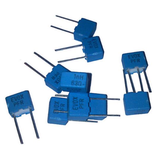 330pf 63v Mkp Cap X5