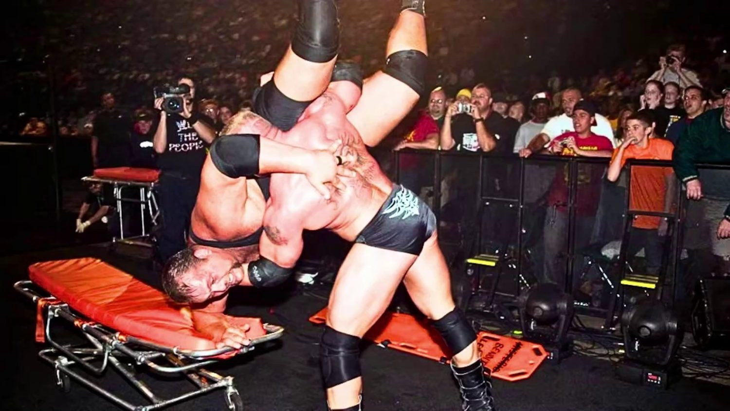 Brock Lesnar vs. The Big Show, WWE Judgment Day (5/18/2003) | HANDWERK