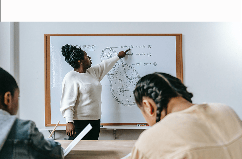 <strong>LE MÉTIER D’ENSEIGNANT EN HAÏTI : UN CALVAIRE SACERDOTAL</strong>